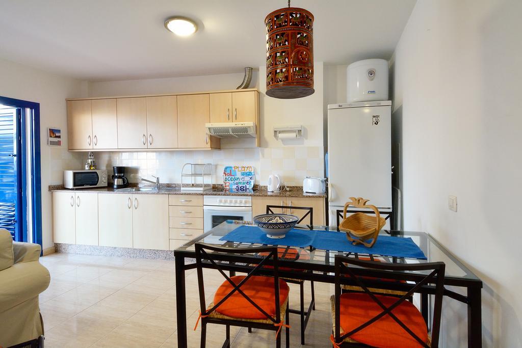 Apartment La Marina Sea Views With Terrace By Pvl Arrecife  Δωμάτιο φωτογραφία